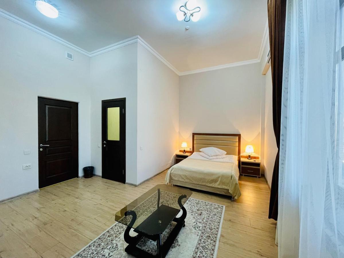 Достык Hotel Kyzylorda Ngoại thất bức ảnh