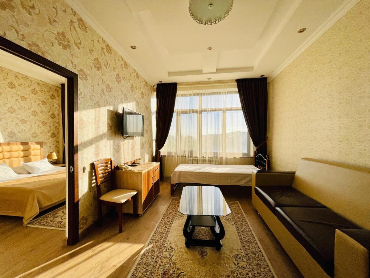 Достык Hotel Kyzylorda Ngoại thất bức ảnh
